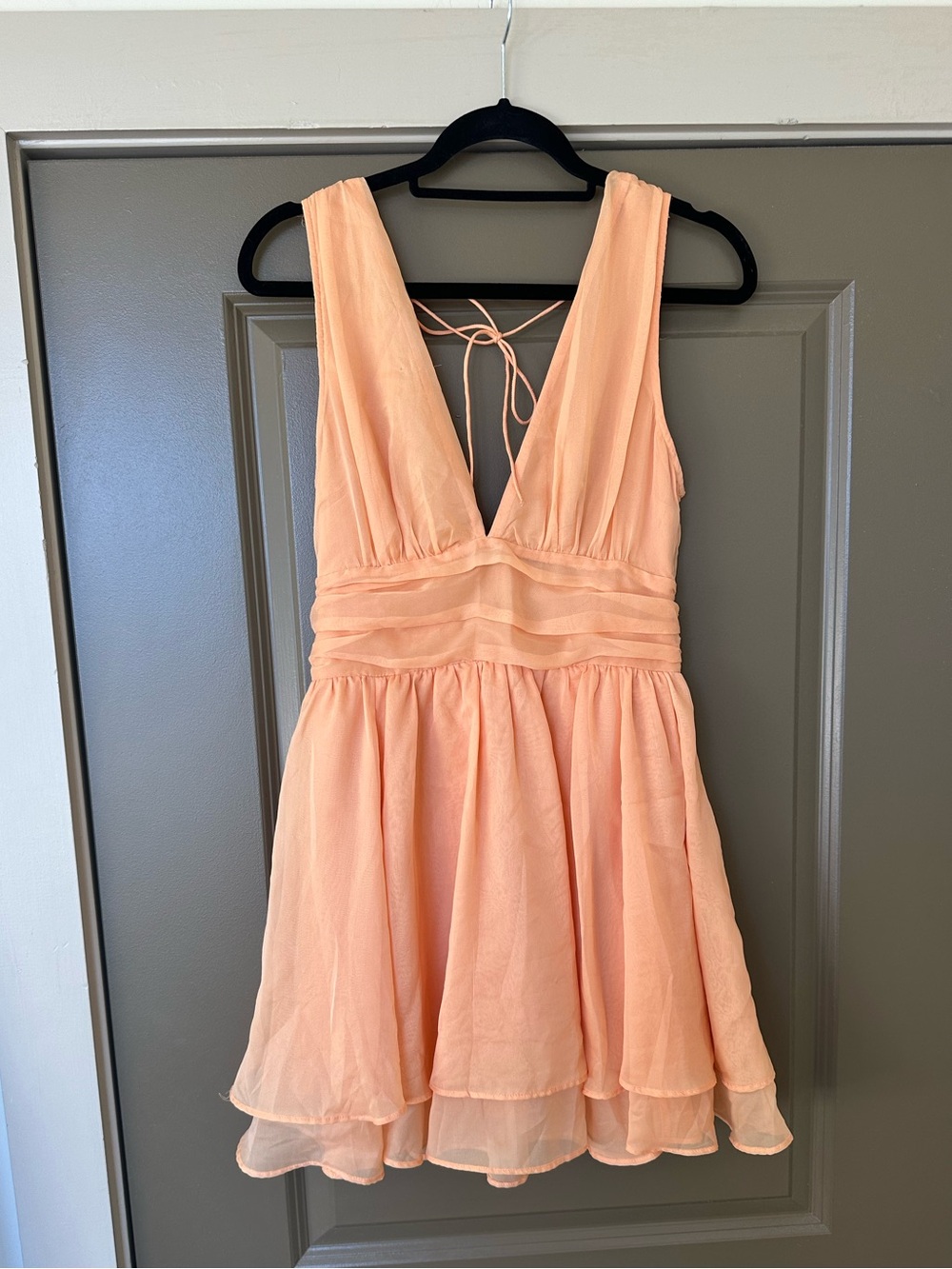 Abercrombie & Fitch Peach Chiffon Tiered Dress, Woman’s Size Medium